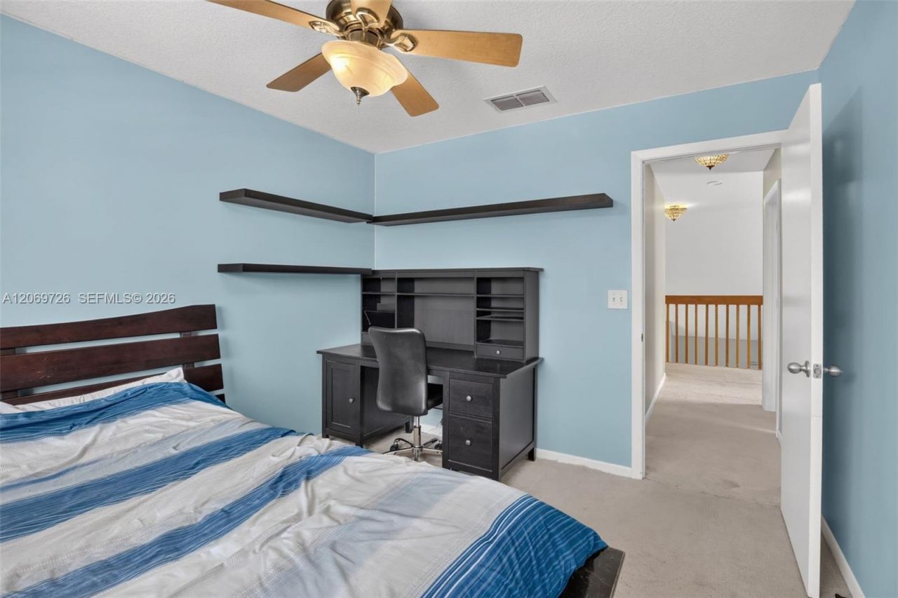2638 Oak Park Cir , Davie, FL 33328 Photo