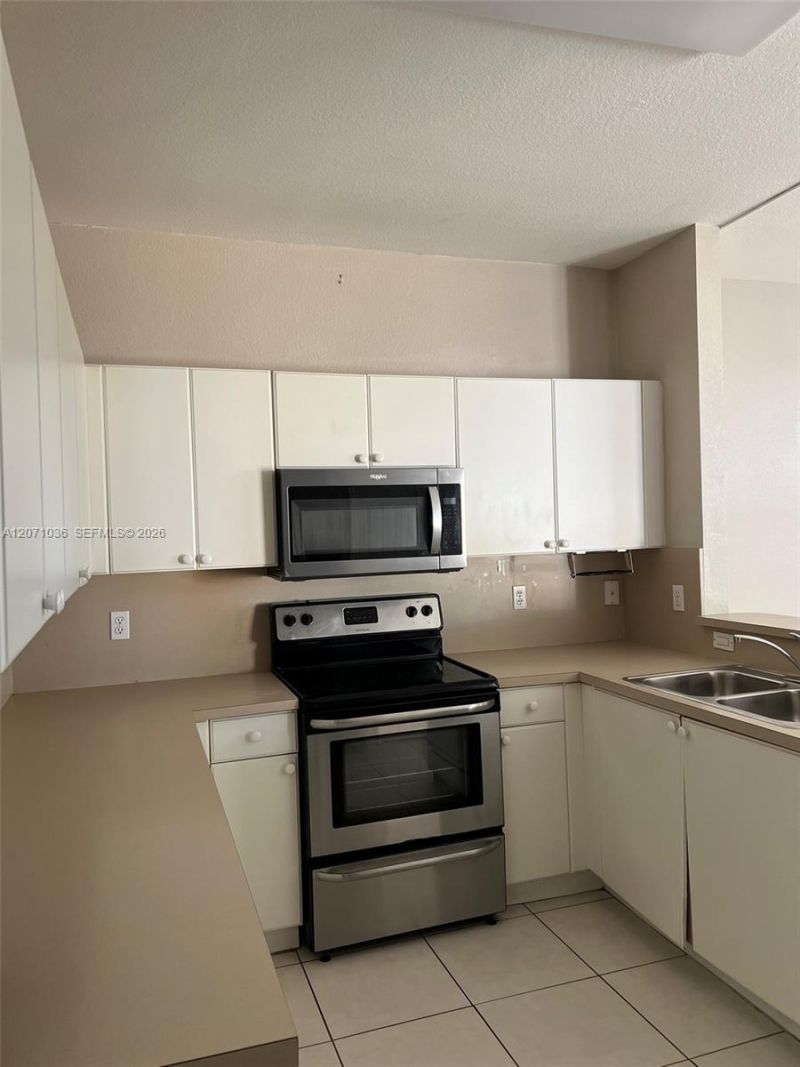 10861 NW 85th Ter , Doral, FL 33178 Photo