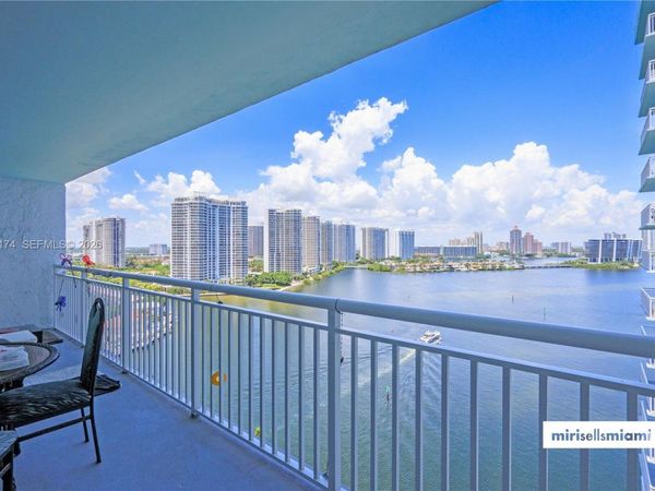 301 174th St, Unit 1901, Sunny Isles Beach, FL 33160