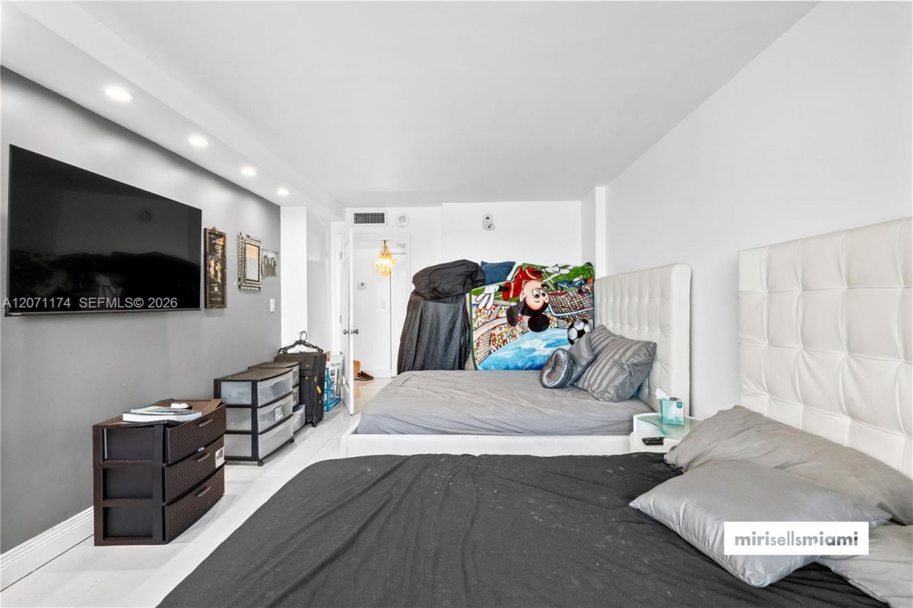 301 174th St, Unit 1901, Sunny Isles Beach, FL 33160 Photo