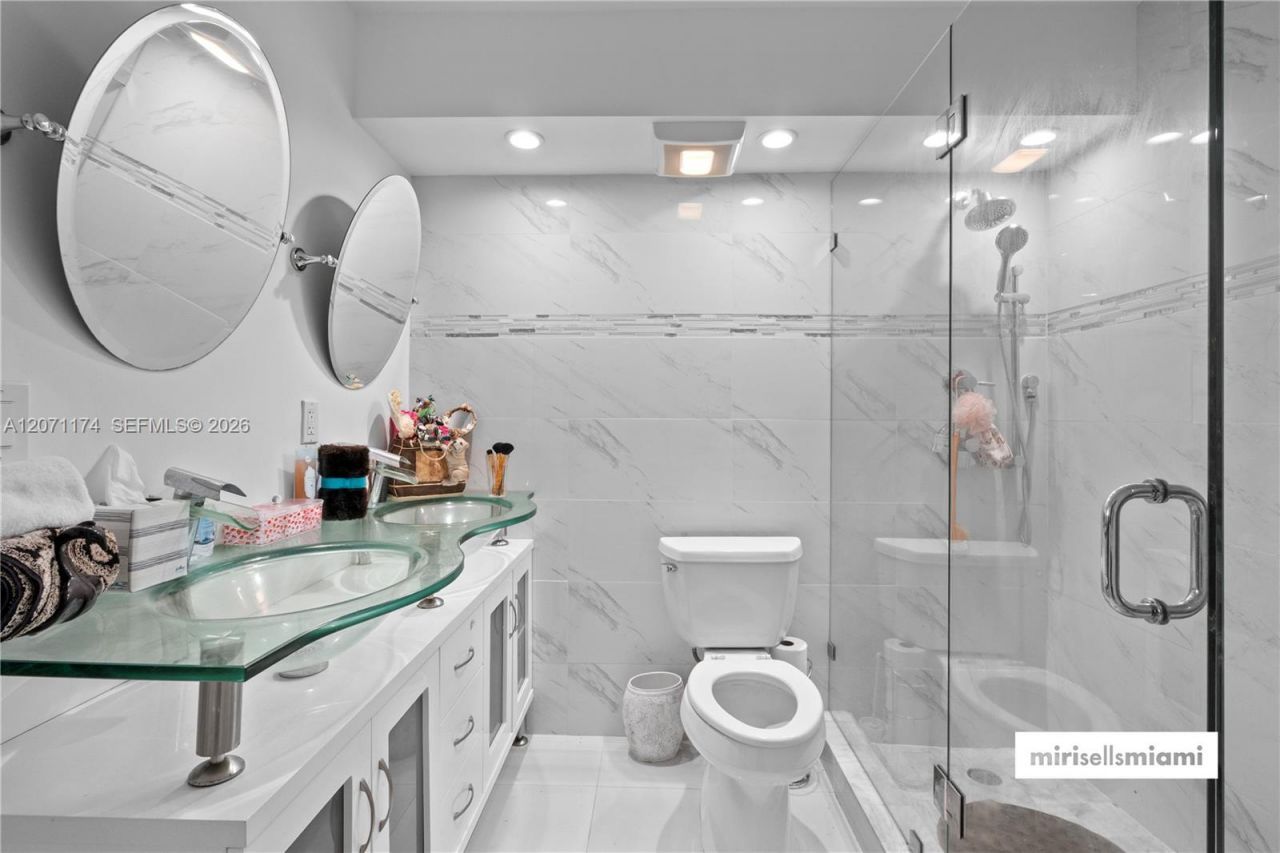 301 174th St, Unit 1901, Sunny Isles Beach, FL 33160 Photo