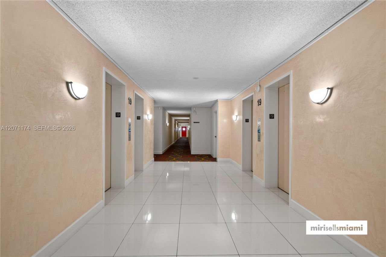 301 174th St, Unit 1901, Sunny Isles Beach, FL 33160 Photo