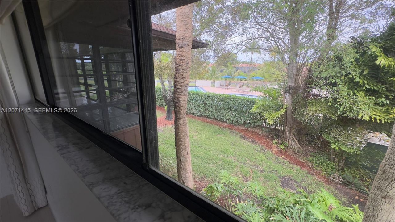 4944 NW 102nd Ave , Unit 203-3, Doral, FL 33178 Photo