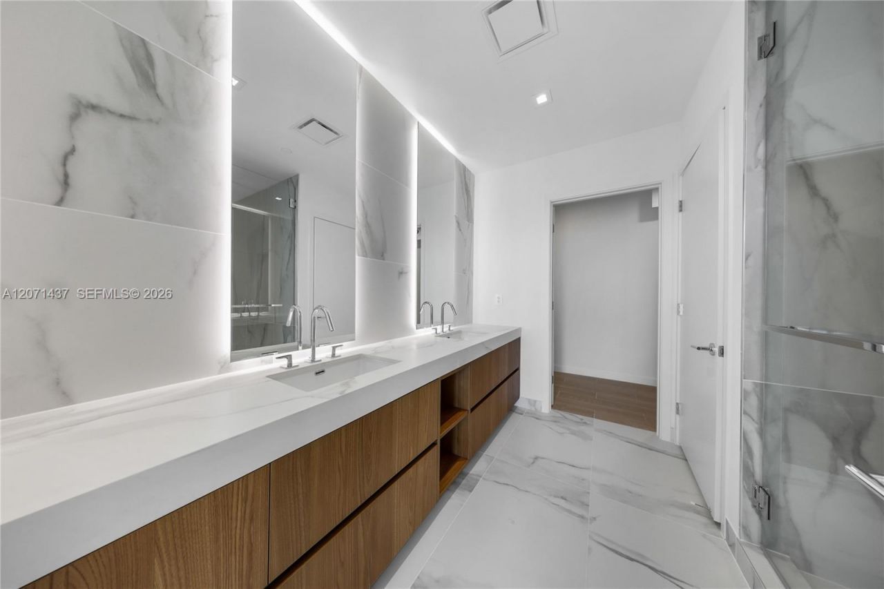 1400 Biscayne Blvd, Unit 3405, Miami, FL 33132 Photo