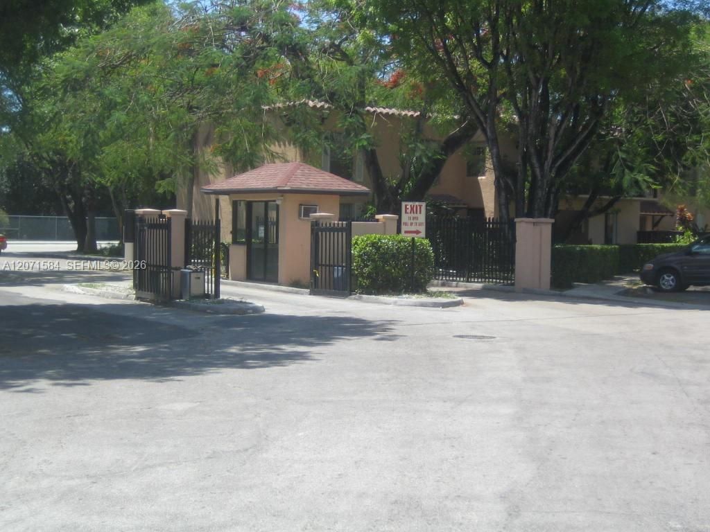 10820 N Kendall Dr, Unit S-6, Miami, FL 33176 Photo