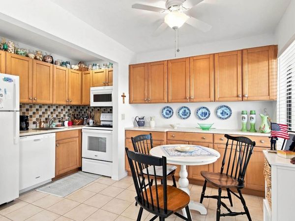 1250 Tennisplace Ct, Unit C36, Sanibel, FL 33957
