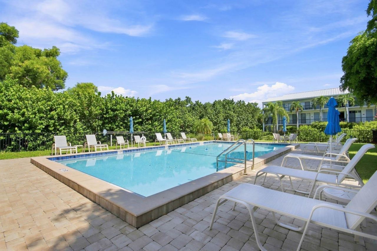 1250 Tennisplace Ct, Unit C36, Sanibel, FL 33957 Photo