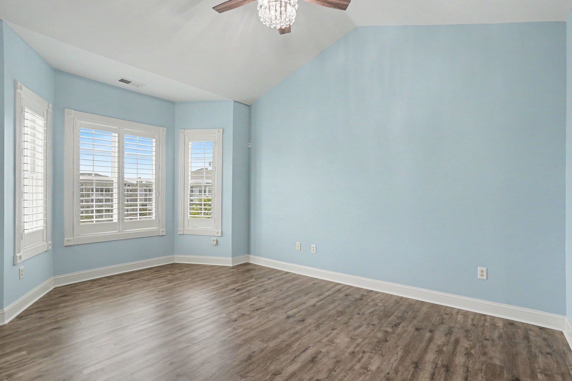 4851 Luster Leaf Circle Photo 24