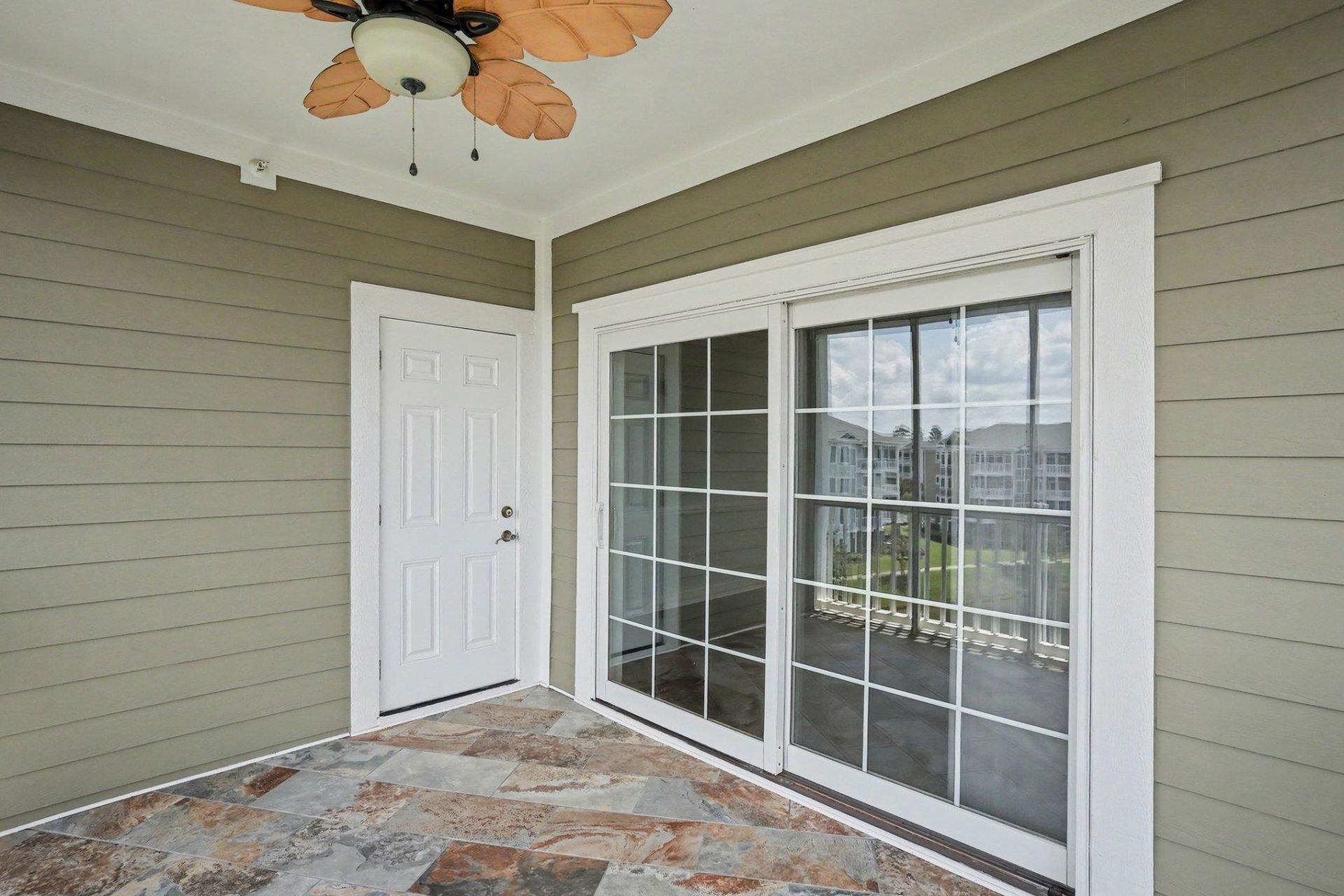 4851 Luster Leaf Circle Photo 37