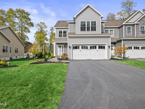 14A Idared Lane, Clifton Park, NY 12065