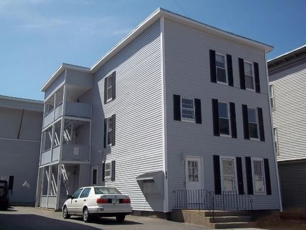305-309 Cedar Street, Manchester, NH 03103