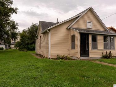 3029 Pratt Street, Omaha, NE 68111