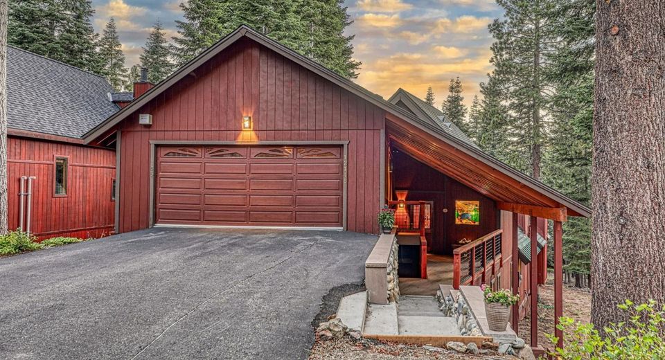 12148 Brookstone Drive, Truckee, CA 96161 Photo