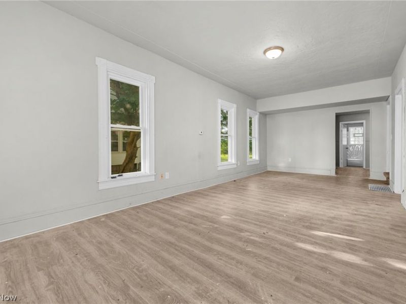823 W 21st Street, Lorain, OH 44052 Photo 10