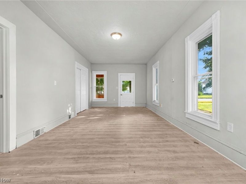 823 W 21st Street, Lorain, OH 44052 Photo 12