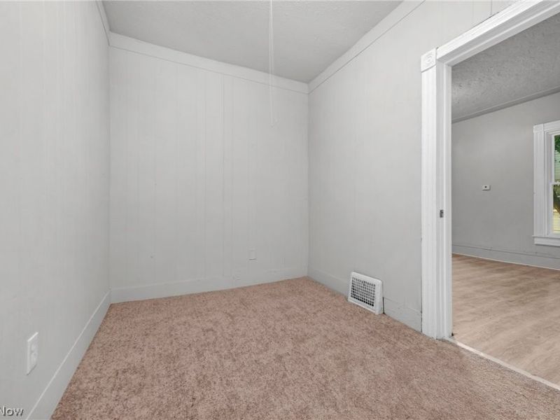 823 W 21st Street, Lorain, OH 44052 Photo 15