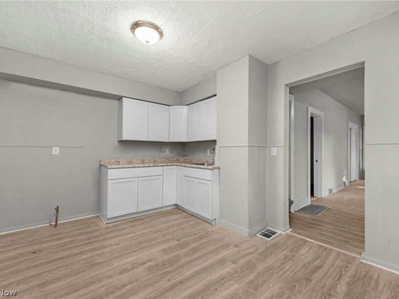 823 W 21st Street, Lorain, OH 44052 Photo 19