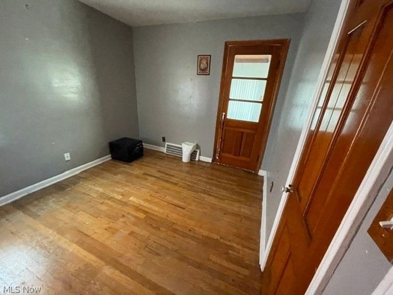 12204 Oak Park Boulevard, Garfield Heights, OH 44125 Photo 10