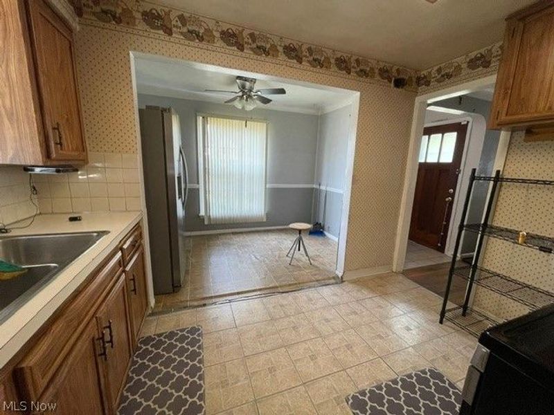 12204 Oak Park Boulevard, Garfield Heights, OH 44125 Photo 5