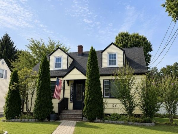 229 Greenbrook Rd, North Plainfield, NJ 07060
