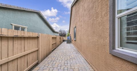 2047 Altair Lane, Reno, NV 89521 Photo
