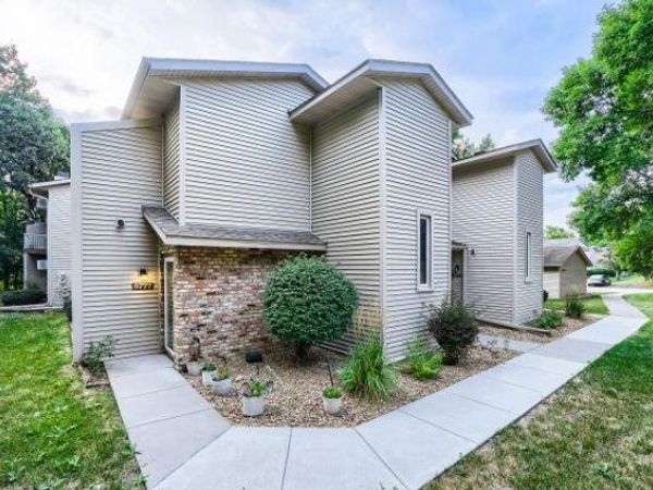 8777 Jasmine Lane , Eden Prairie, MN 55344