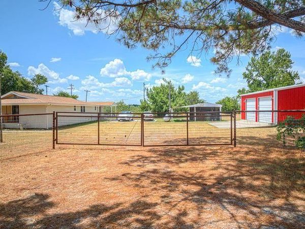 52 Blossom Drive, Wilson, OK 73463