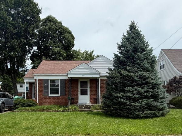 7716 Dearborn Avenue, Deer Park, OH 45236