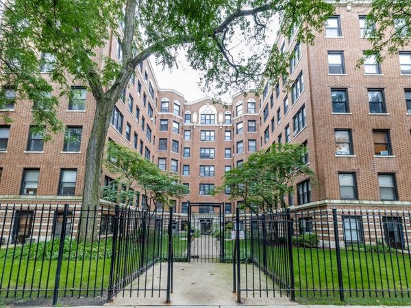 725 W Sheridan Road W, Unit 502, Chicago, IL 60613