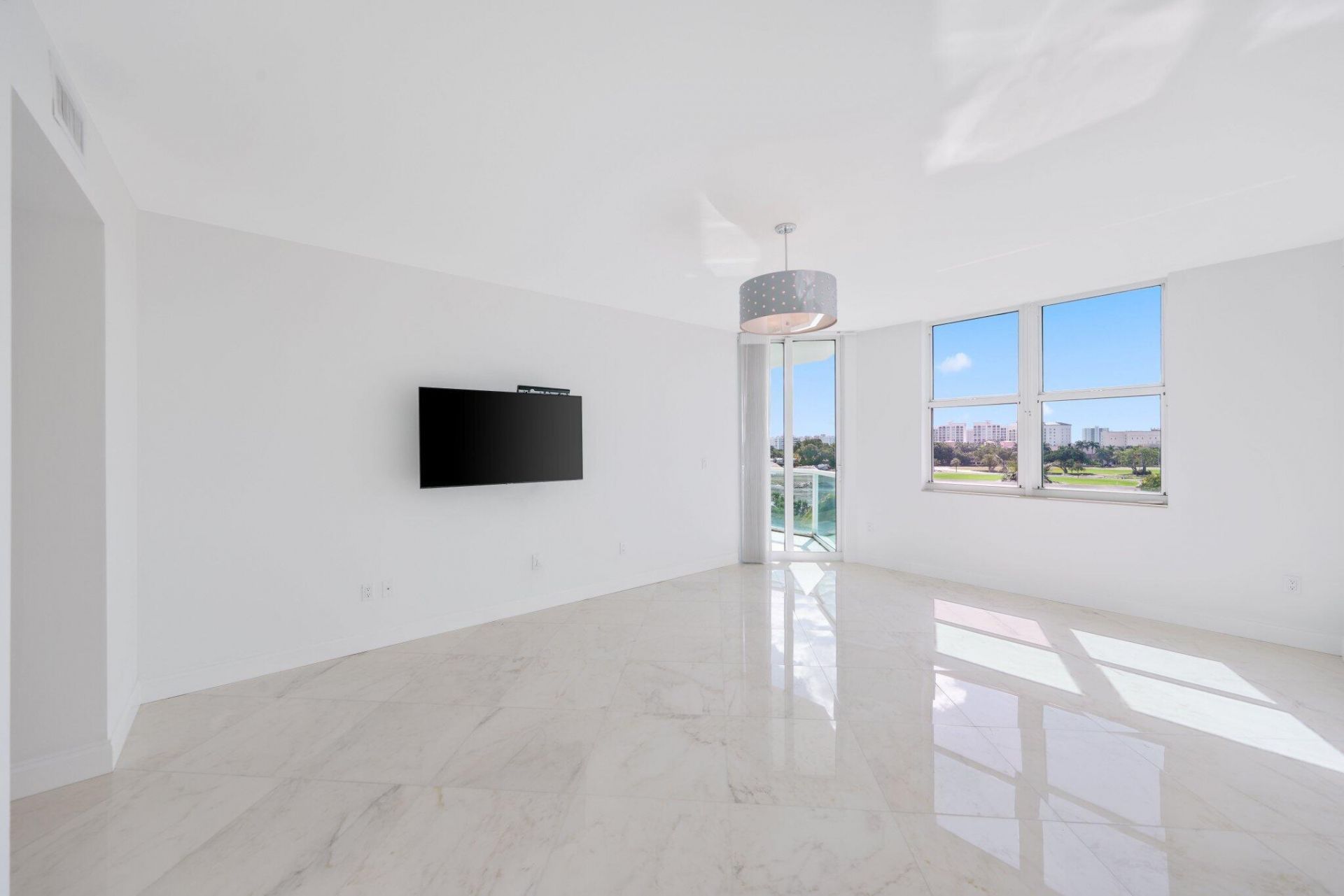 500 SE Mizner Boulevard, Unit A404, Boca Raton, FL 33432 Photo