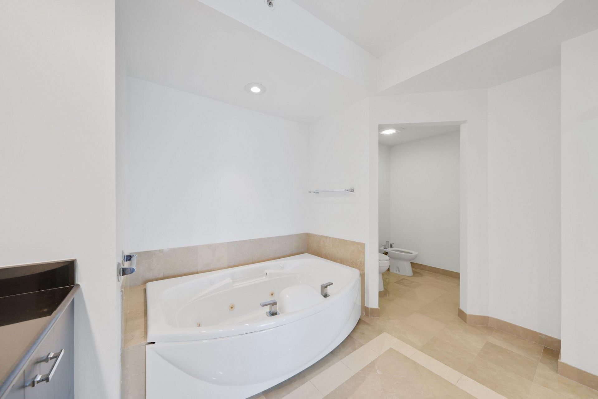 500 SE Mizner Boulevard, Unit A404, Boca Raton, FL 33432 Photo
