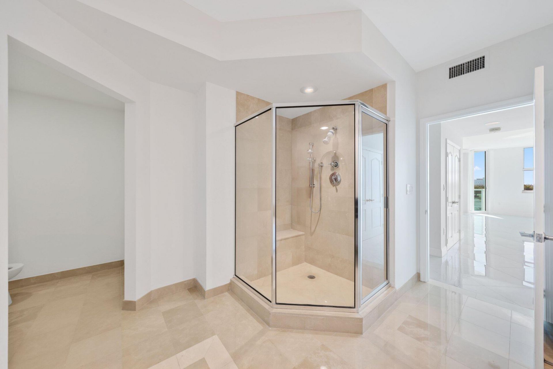 500 SE Mizner Boulevard, Unit A404, Boca Raton, FL 33432 Photo