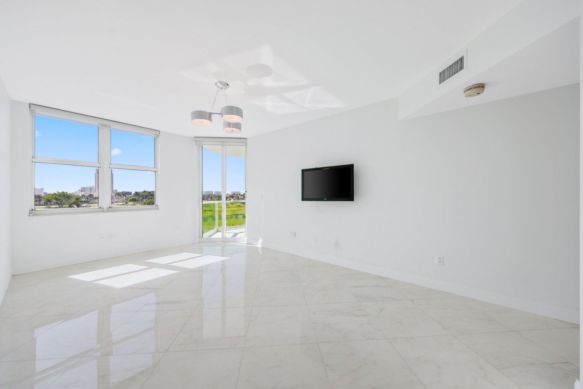 500 SE Mizner Boulevard, Unit A404, Boca Raton, FL 33432 Photo