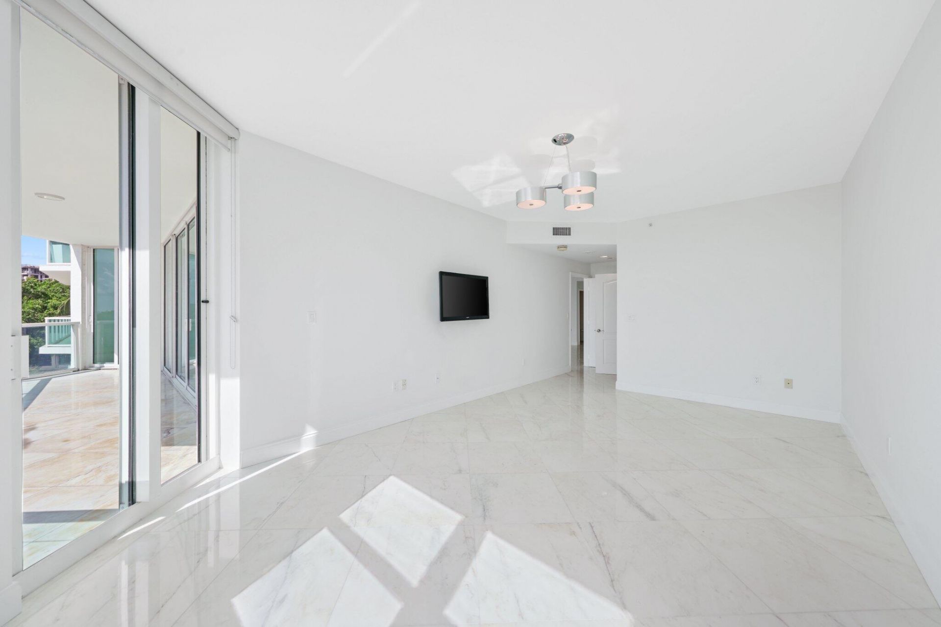 500 SE Mizner Boulevard, Unit A404, Boca Raton, FL 33432 Photo