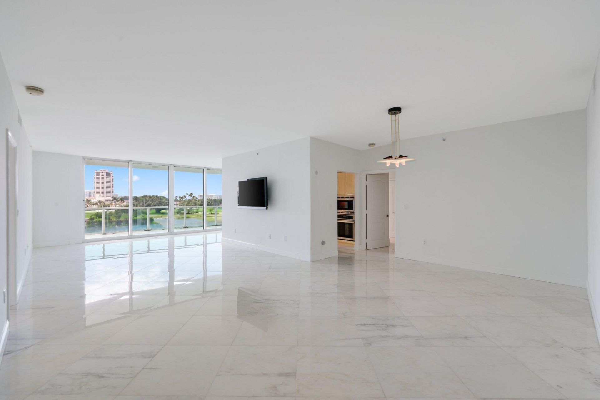 500 SE Mizner Boulevard, Unit A404, Boca Raton, FL 33432 Photo