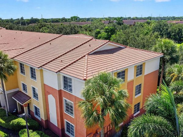 6760 Heritage Grande, Boynton Beach, FL 33437