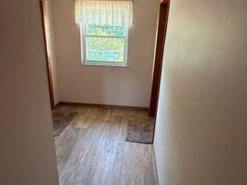 5400 Beacon Hill Road, Columbus, OH 43228 Photo 13