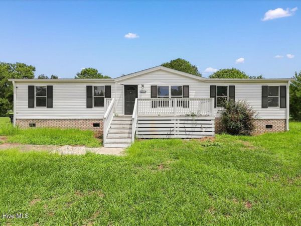 420 Royal Way SE, Bolivia, NC 28422