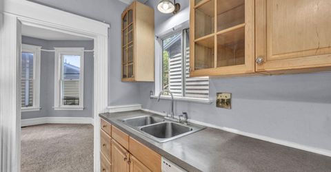 363 Roberts Street, Reno, NV 89502 Photo