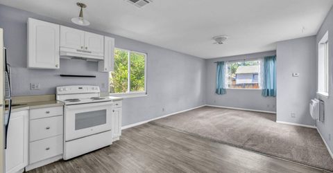 363 Roberts Street, Reno, NV 89502 Photo
