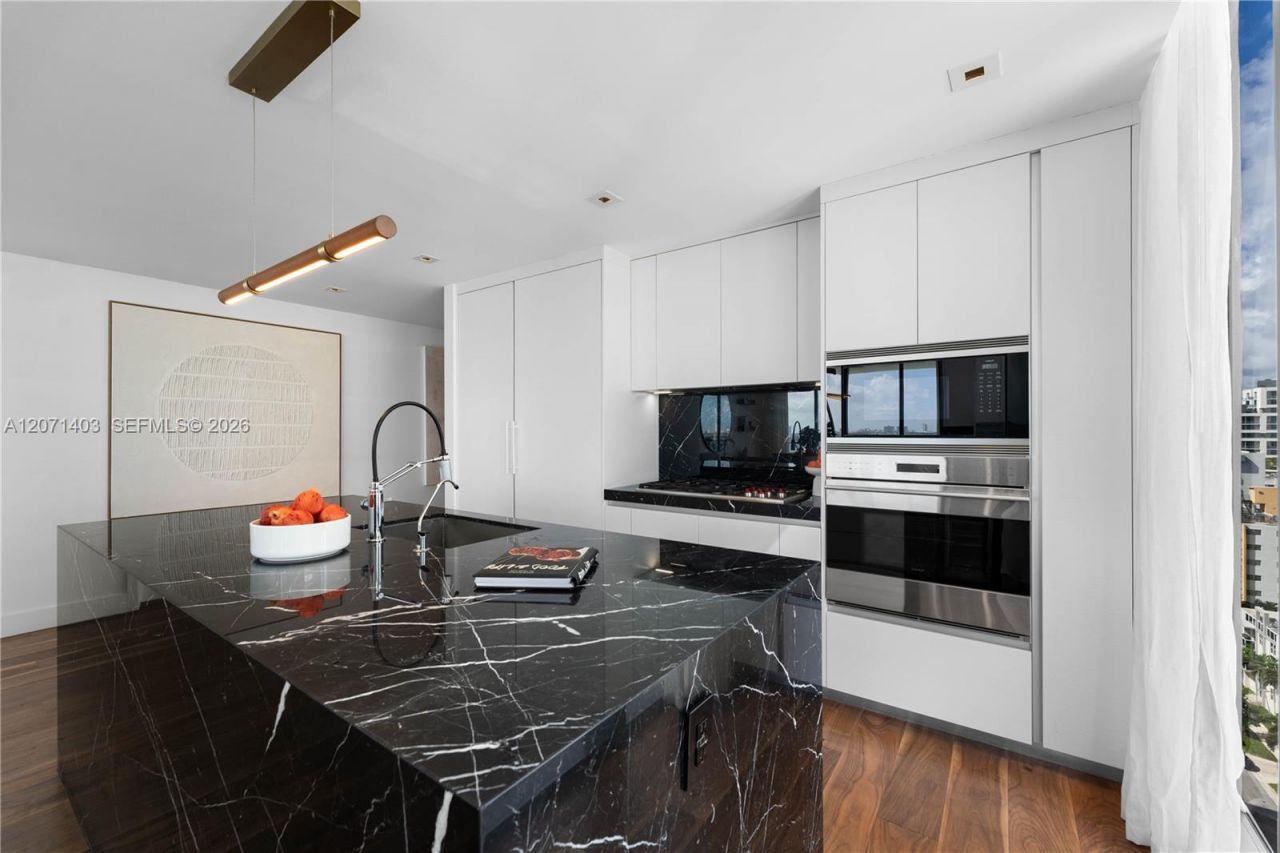 788 NE 23rd St , Unit 902, Miami, FL 33137 Photo