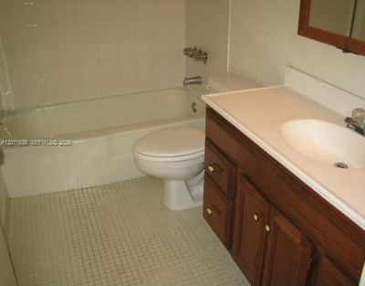 10818 N Kendall Dr, Unit R-23, Miami, FL 33176 Photo