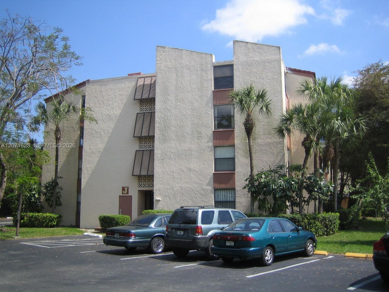 14525 N Kendall Dr , Unit J-408, Miami, FL 33196 Photo