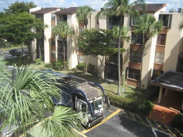 14525 N Kendall Dr , Unit J-408, Miami, FL 33196 Photo