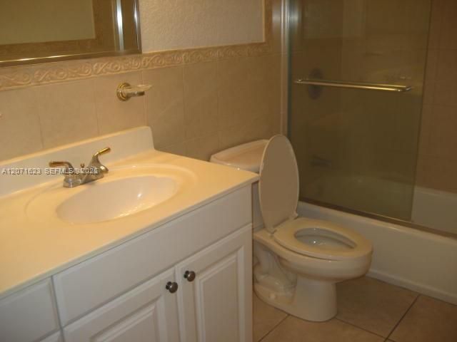 14525 N Kendall Dr , Unit J-408, Miami, FL 33196 Photo