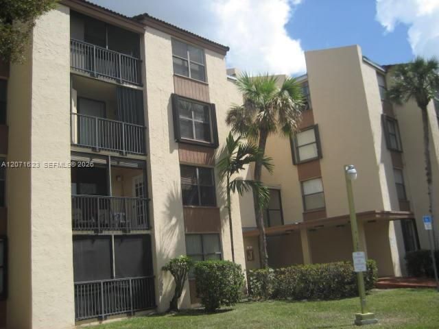 14525 N Kendall Dr , Unit J-408, Miami, FL 33196 Photo