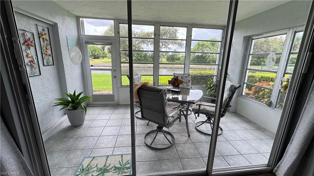 600 Valley Stream Dr , Unit F6, Naples, FL 34113 Photo