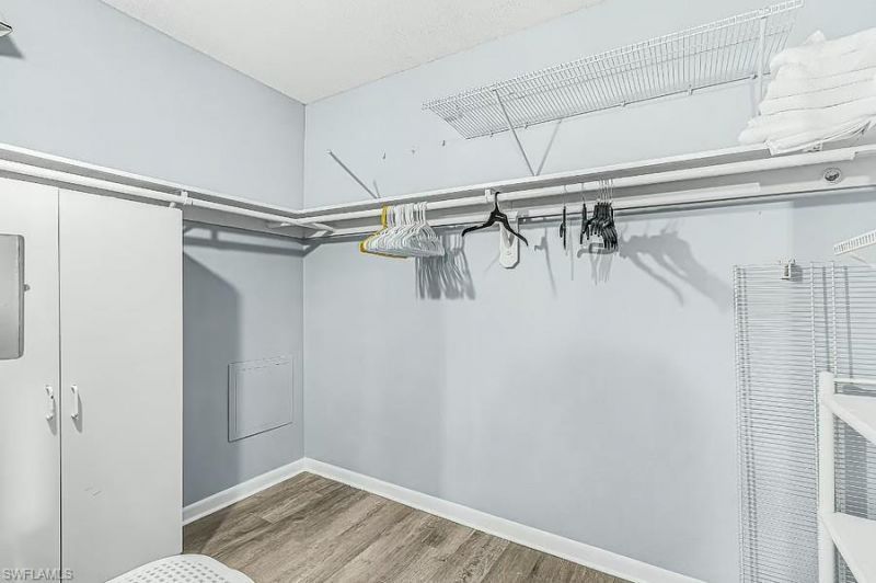 600 Valley Stream Dr , Unit F8, Naples, FL 34113 Photo