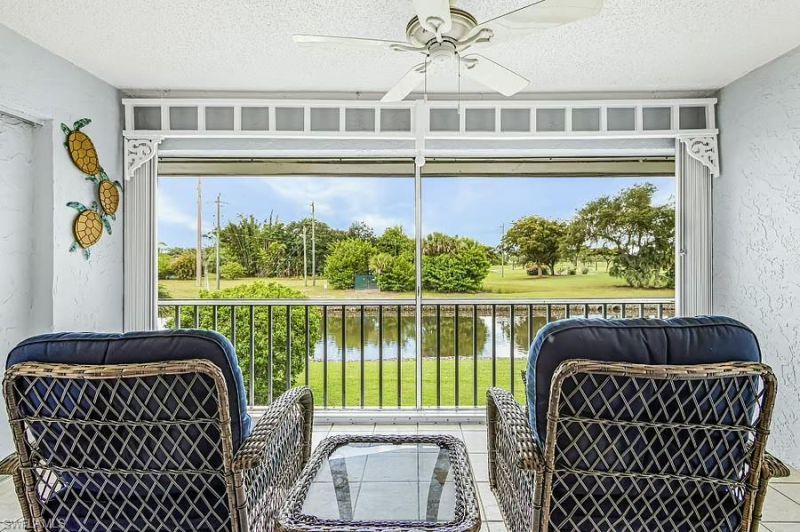 600 Valley Stream Dr , Unit F8, Naples, FL 34113 Photo