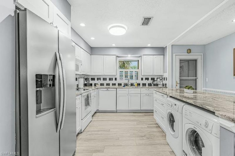 600 Valley Stream Dr , Unit F8, Naples, FL 34113 Photo